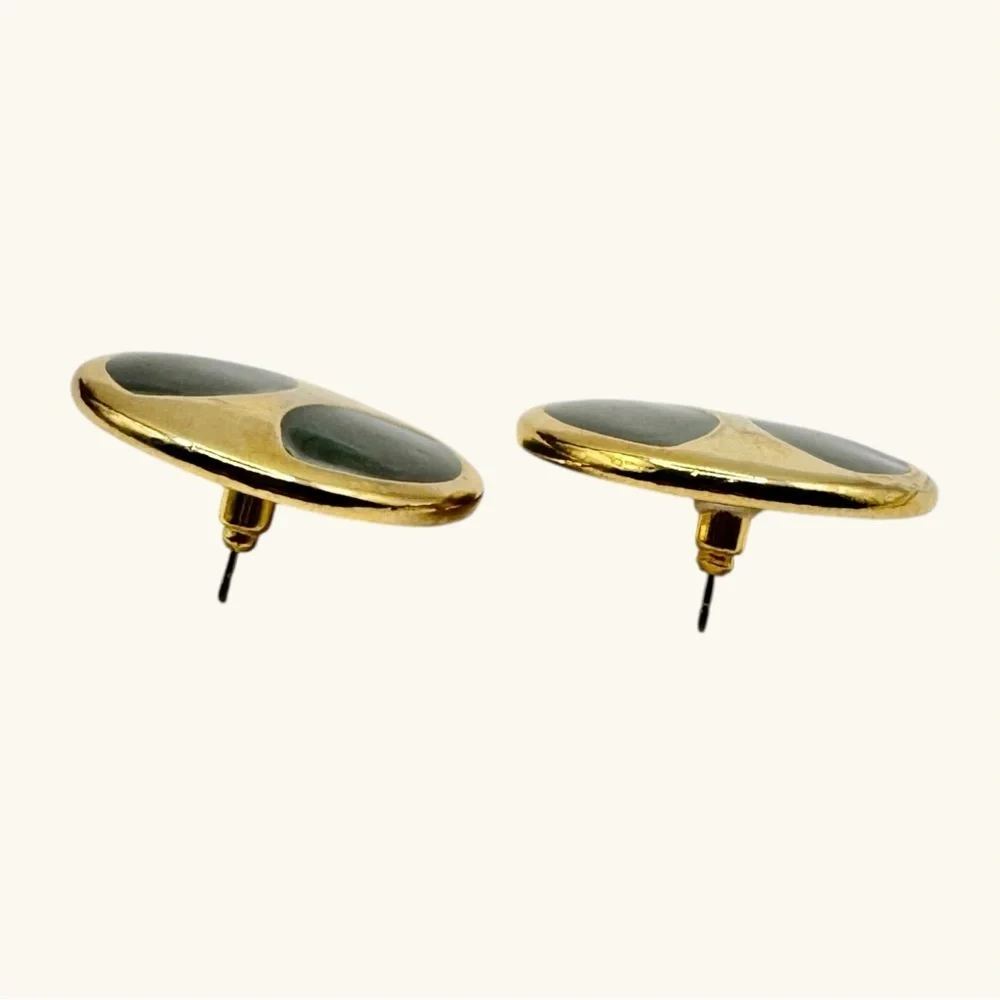 Vintage Green Enamel Gold Tone Round Stud Earrings | Retro Modern